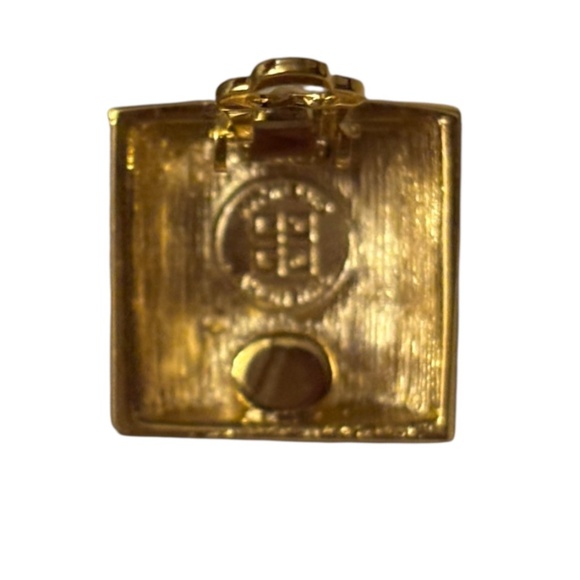 Vintage Givenchy clip on earrings - Picture 2 of 2